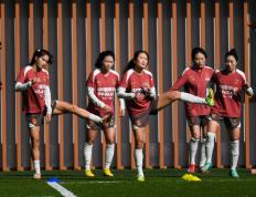 新華(huá)社：中国女足面臨(lín)两大挑战 教练组需(xū)尽快做出(chū)抉择