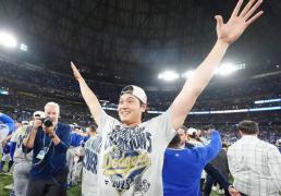 1亿美元！大谷翔平(píng)2025年场外收入称霸全球(qiú)，力压詹姆斯与梅西(xī)