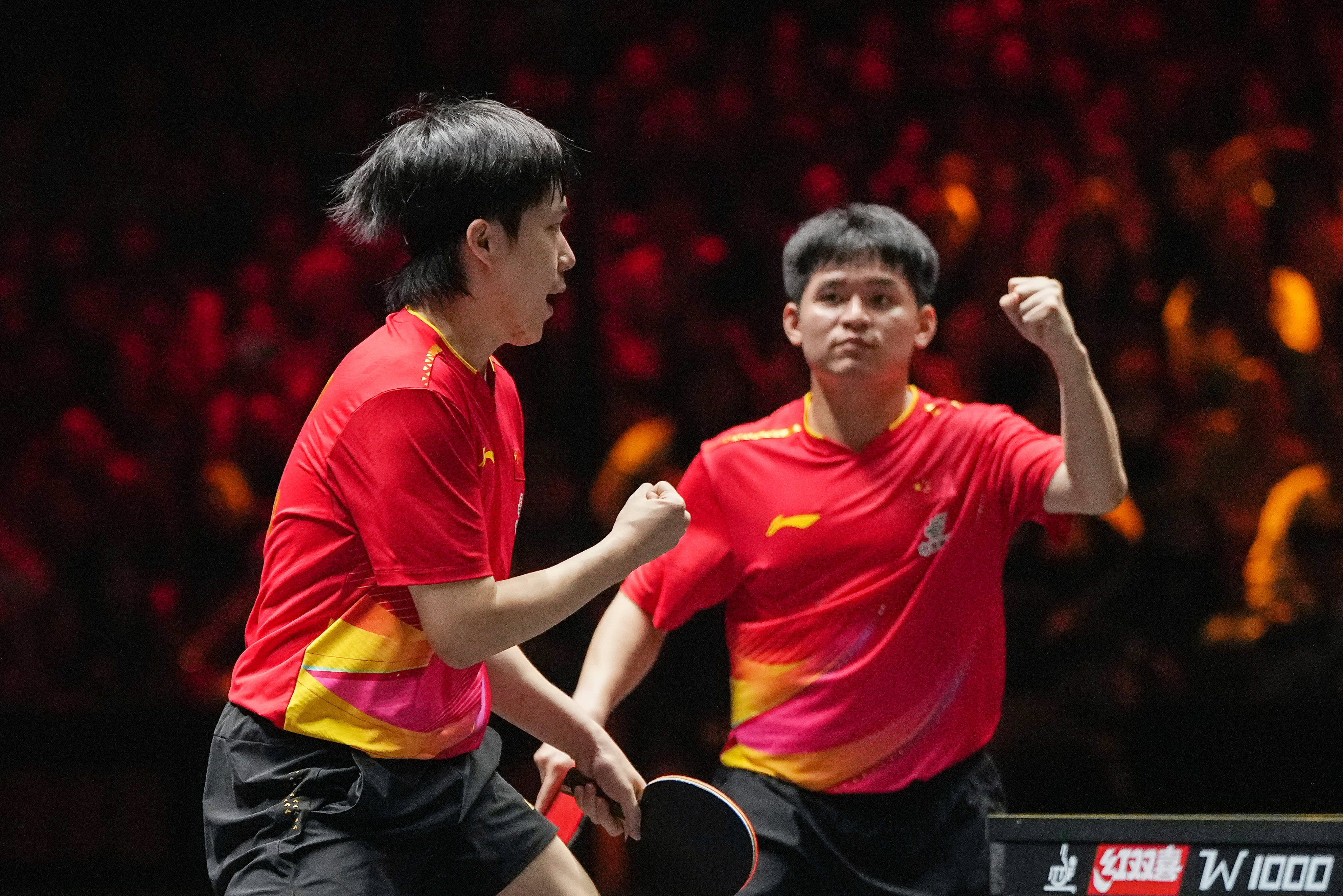 （体育）乒乓球——WTT中國(guó)大(dà)满贯赛：王楚(chǔ)钦/林诗栋晋级男双决赛