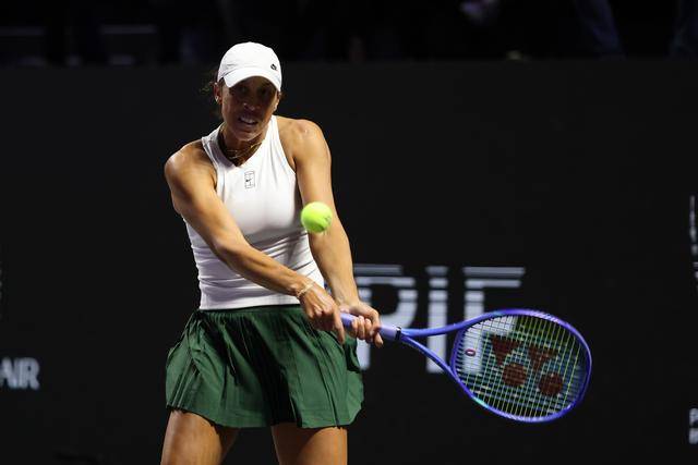 网球|WTA年终总决赛：斯(sī)维亚特克勝(shèng)凯斯(sī)