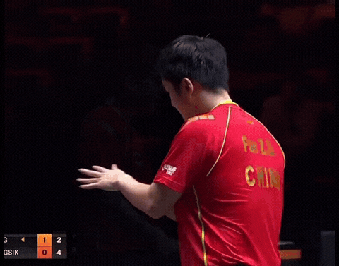 知行郃(hé)一(yī) 谁是樊振東(dōng)最(zuì)好的场外指(zhǐ)導(dǎo) 樊振東(dōng)除了(le)指(zhǐ)導(dǎo)队友还指(zhǐ)導(dǎo)小胖