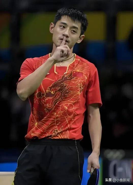 引发了无数共鸣！张继科谈羽毛球，直言(yán)“被羽毛球的价格嚇(xià)一跳(tiào)！”